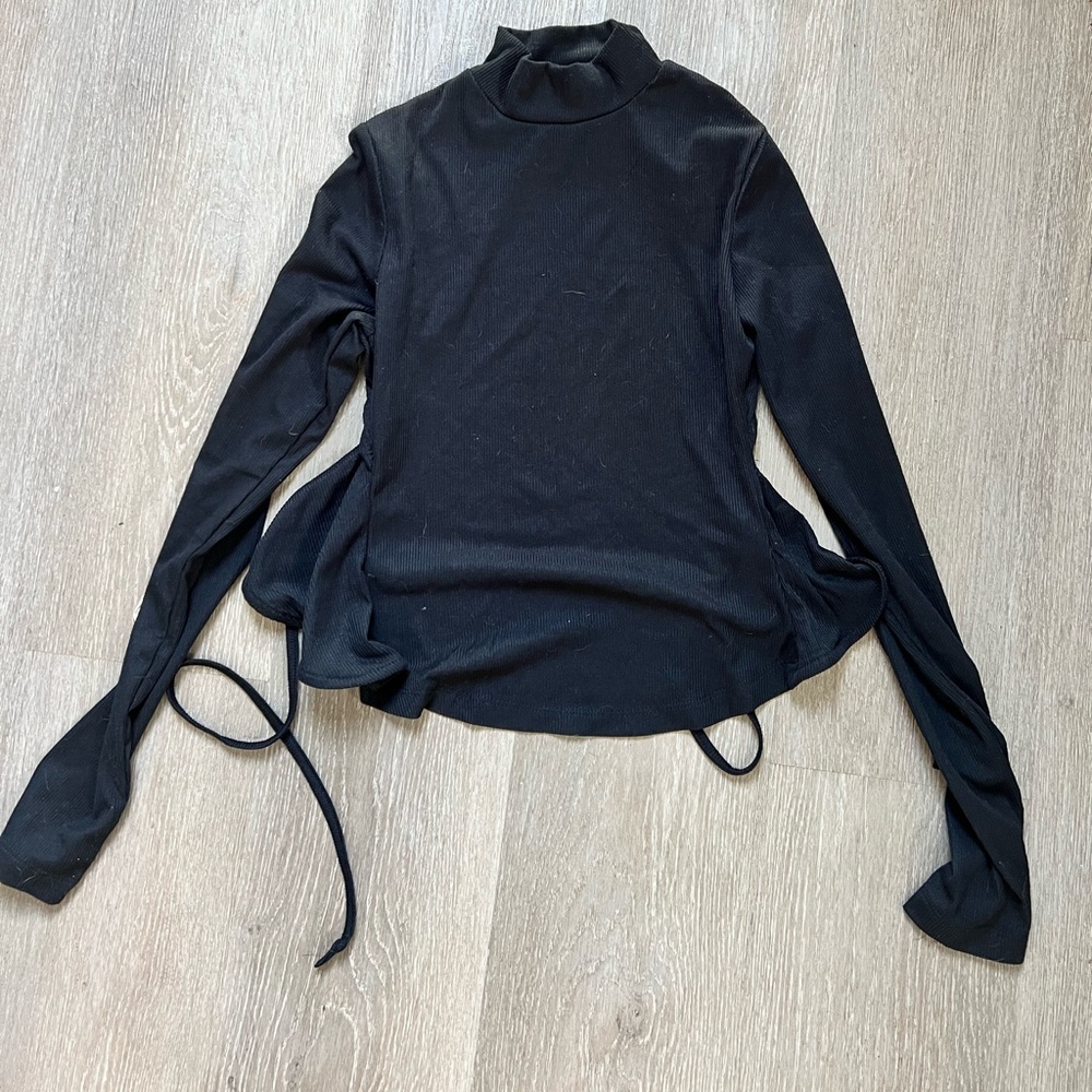 Black sweater with back cutout